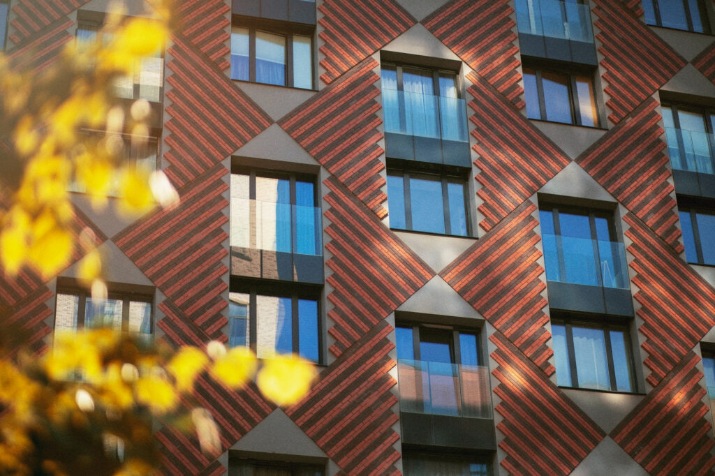 Very nicely organized design of windows on a building.